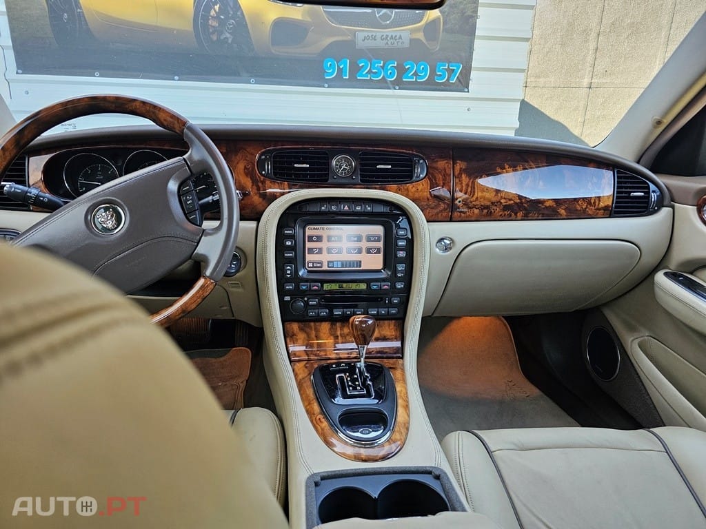 Jaguar XJ XJ6 2.7 D V6 Executive
