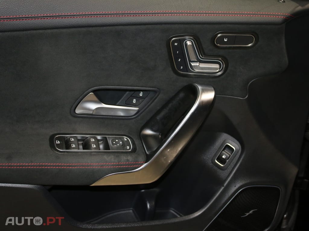 Mercedes-Benz CLA 250 e Shooting Brake AMG Line