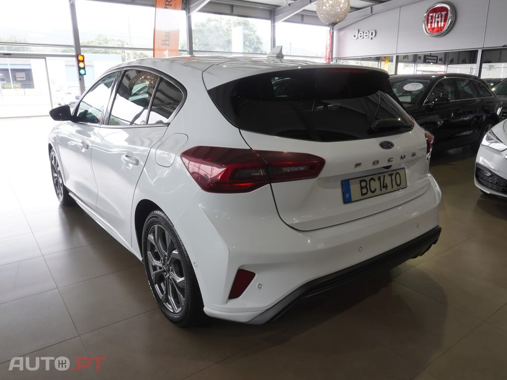 Ford Focus 1.0 EcoBoost MHEV ST-Line