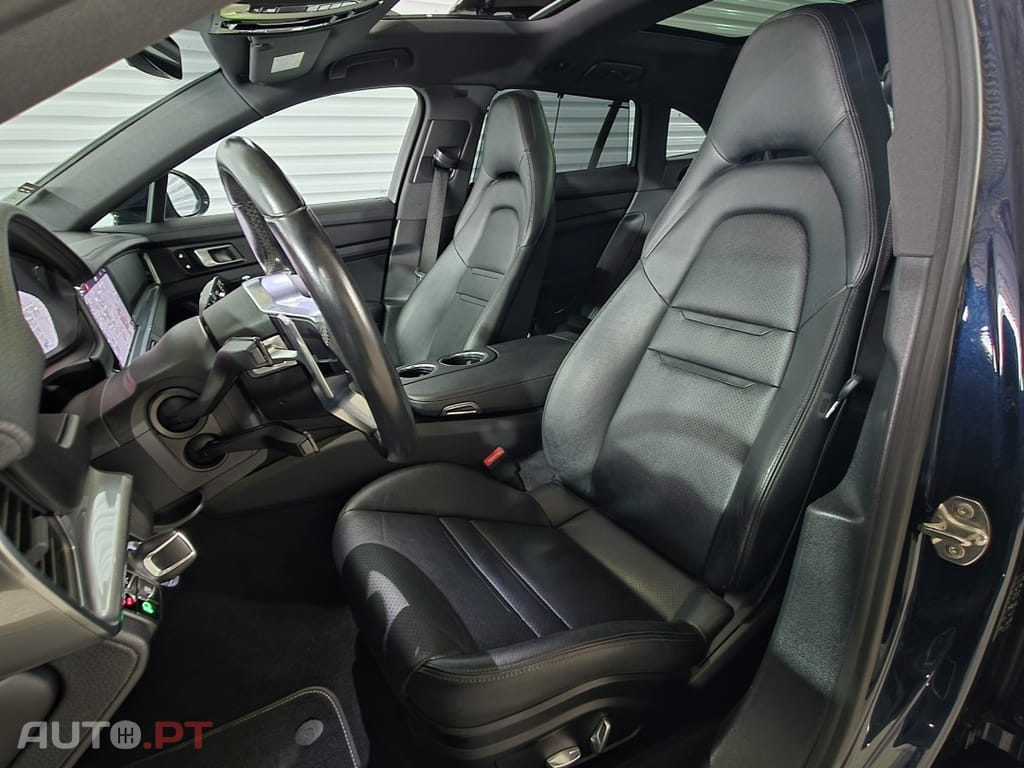 Porsche Panamera 4 E-Hybrid Platinum Edition — fotografia 11