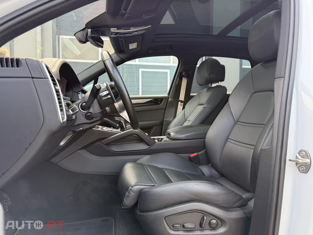 Porsche Cayenne E-Hybrid Platinum Edition