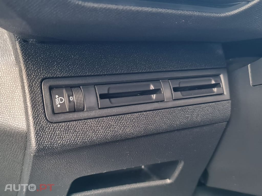 Peugeot 3008 1.6 BlueHDi Active