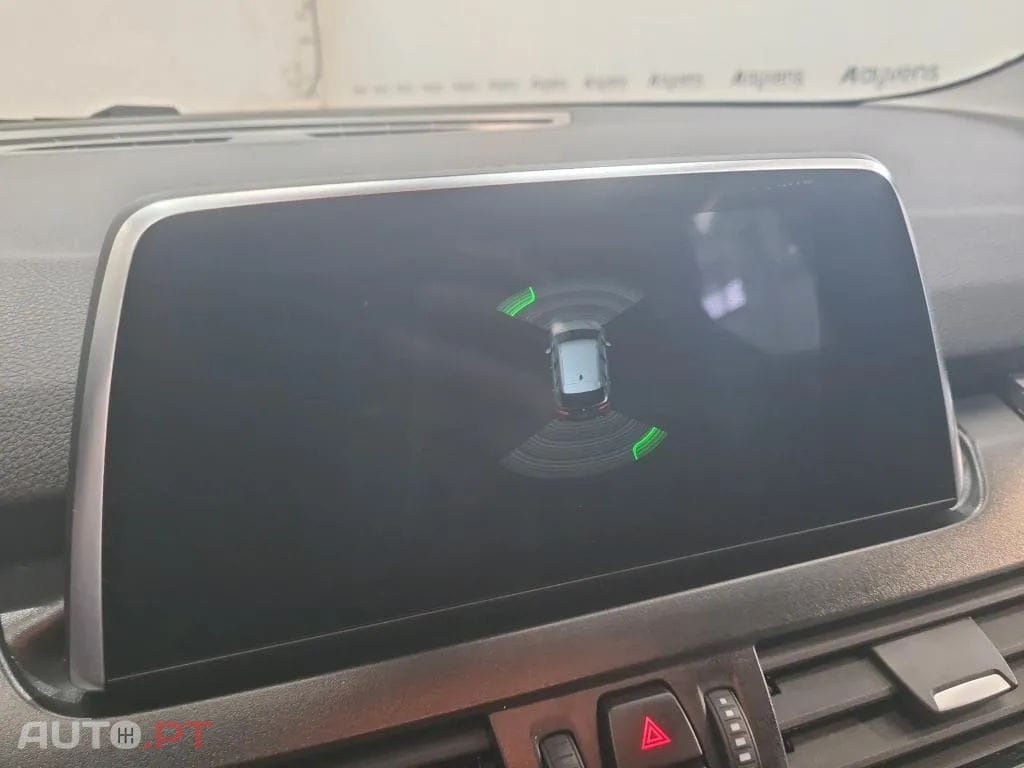 BMW 216 d Advantage