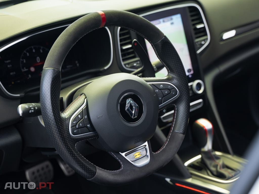 Renault Mégane TCe 300 GPF EDC R.S. TROPHY