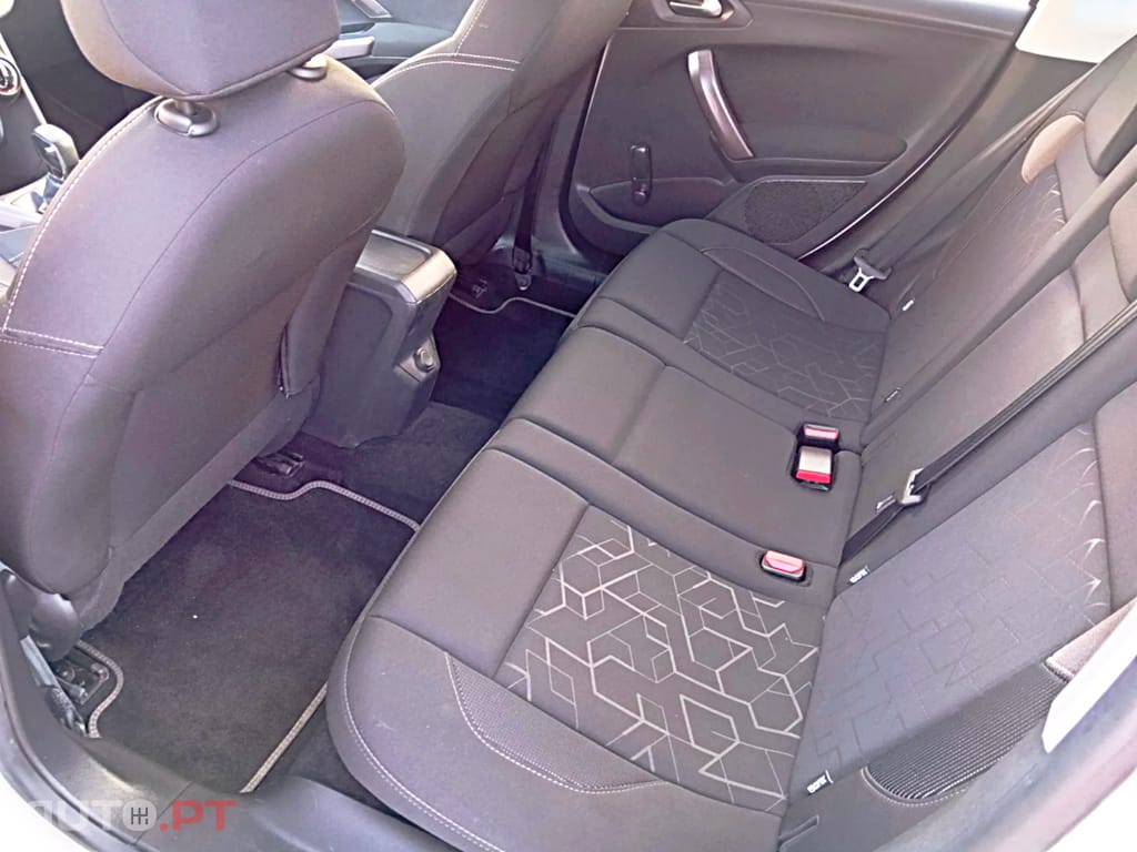 Peugeot 2008 1.4 HDi Active Sport