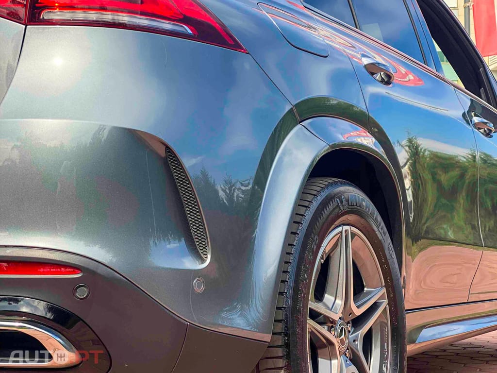 Mercedes-Benz GLE Outro