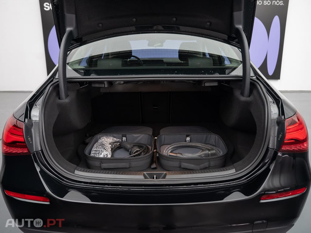 Mercedes-Benz A 250 e