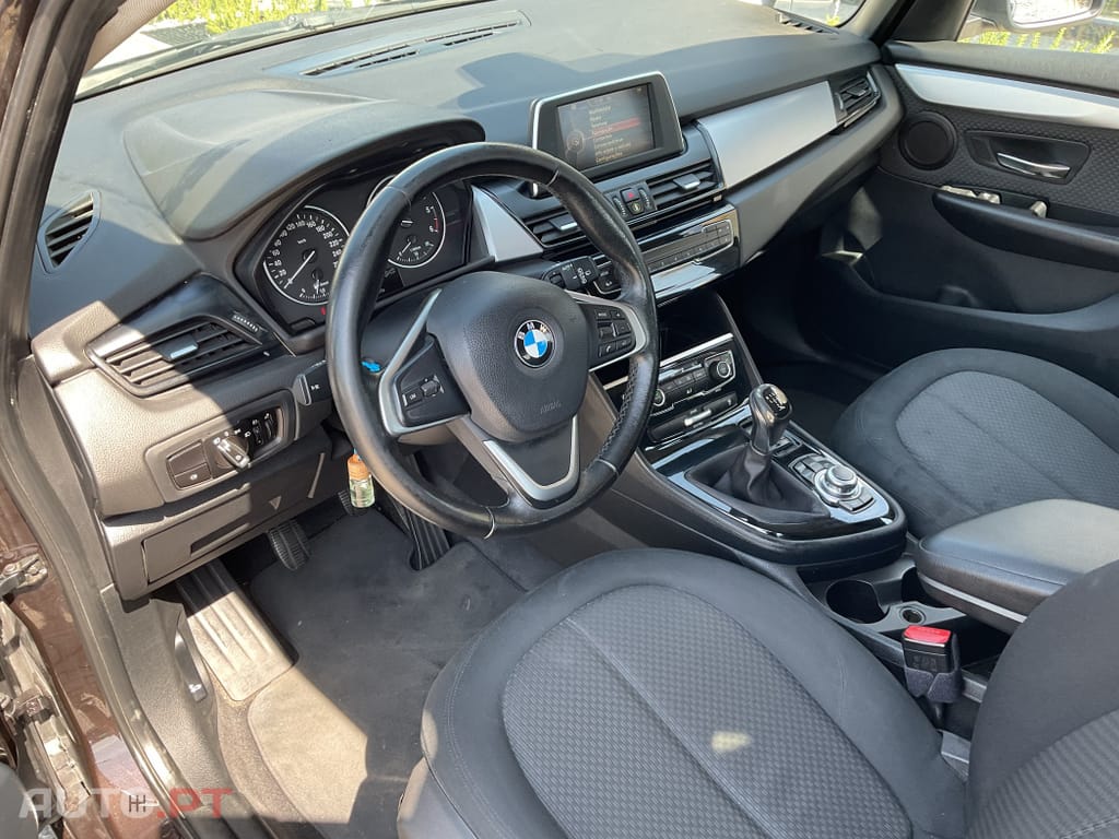 BMW 216 d