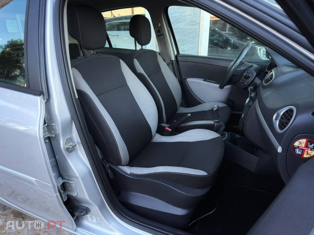 Renault Clio 1.2 16V Dynamique S