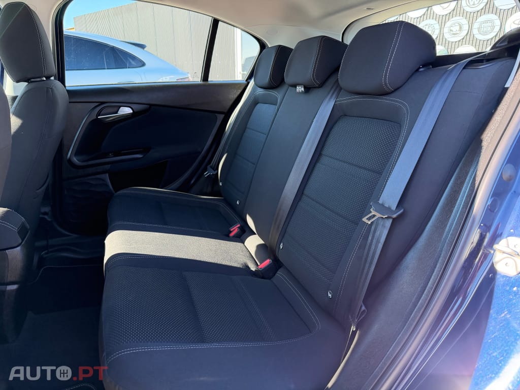 Fiat Tipo 1.3 M-Jet Lounge