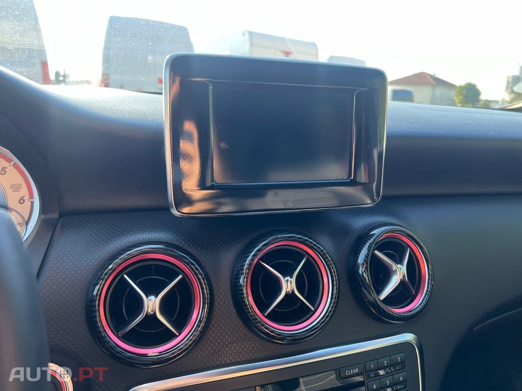 Mercedes-Benz A 180 d AMG Line