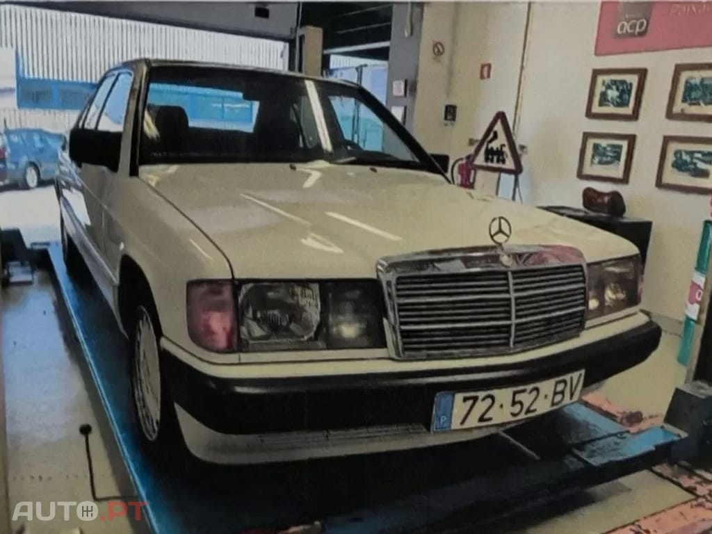 Mercedes-Benz 190 190 E 1.8