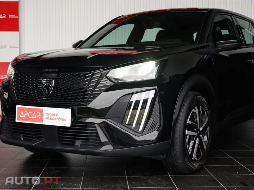 Peugeot 2008 1.2 PureTech Style