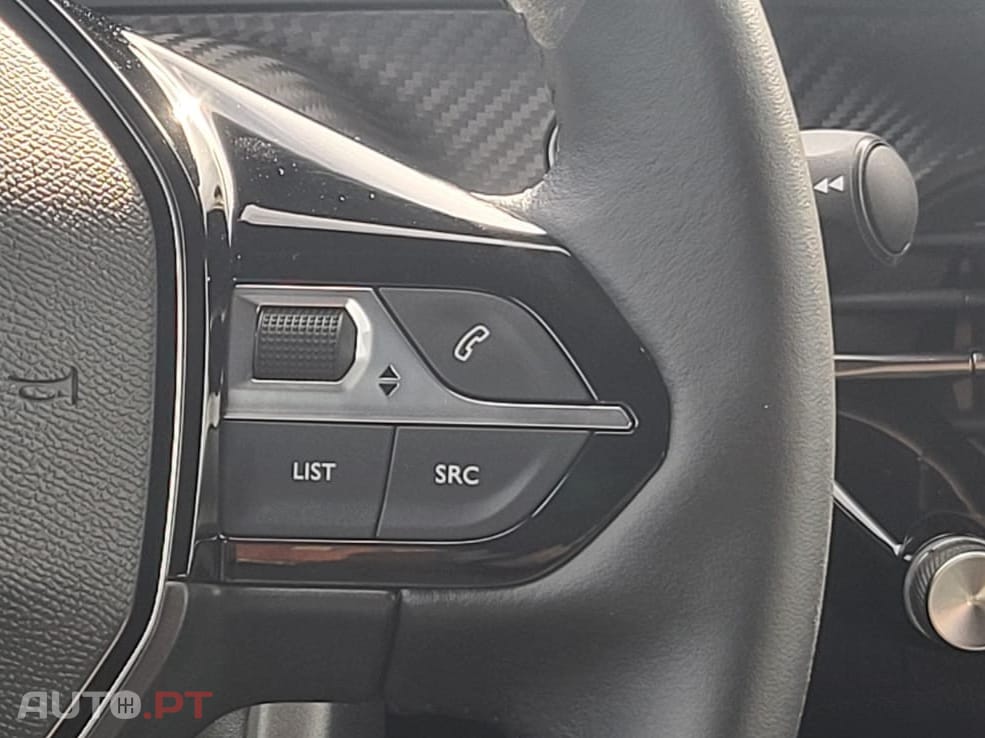 Peugeot E-2008 54 kWh Allure