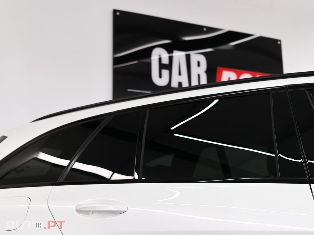 Mercedes-Benz C 300 de T 9G-TRONIC AMG Line