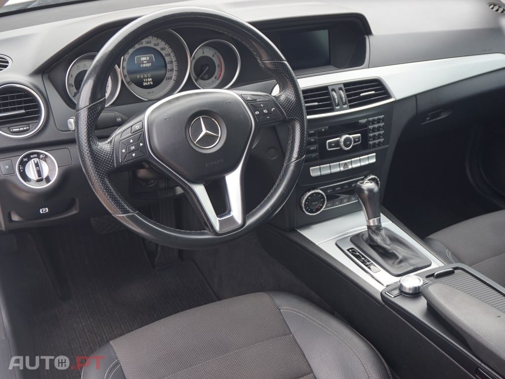 Mercedes-Benz C 220 Coupe Avantgarde Auto