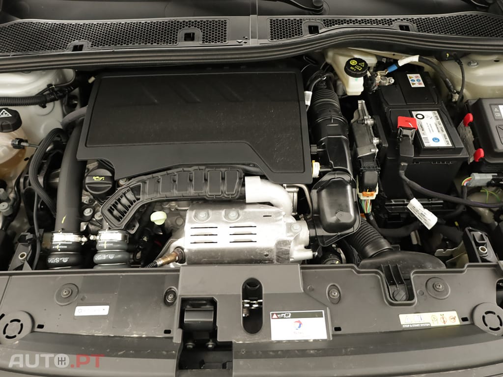 Peugeot 208 208 1.2 PureTech GT EAT8