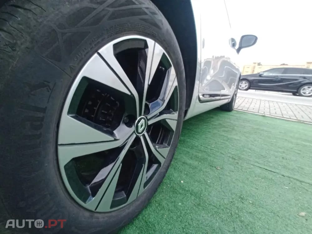 Renault Clio 1.0 TCe Evolution Bi-Fuel