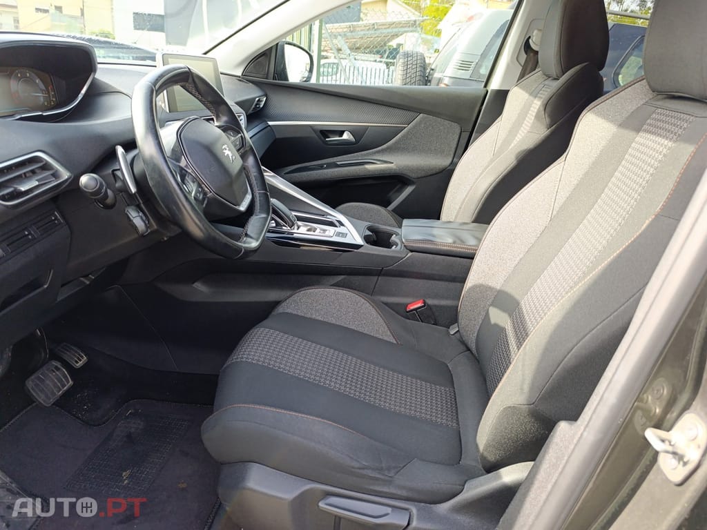 Peugeot 3008 1.6 BlueHDi Allure