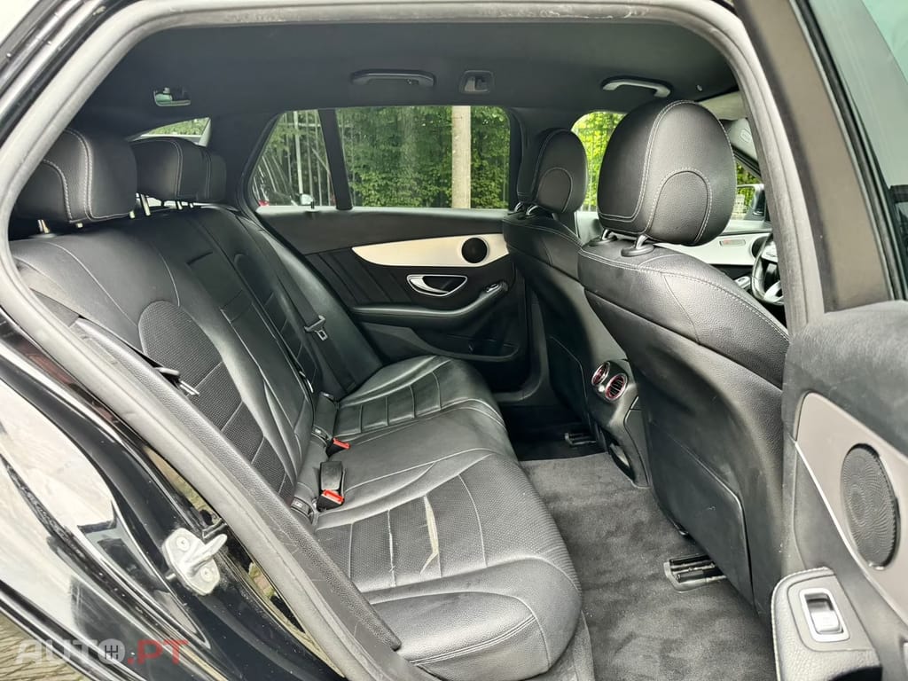 Mercedes-Benz C 220 d AMG Line