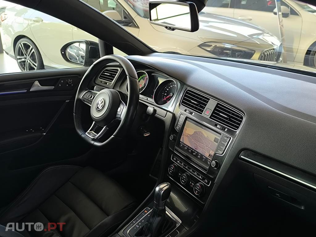 Volkswagen Golf 1.4 TSI GTE DSG