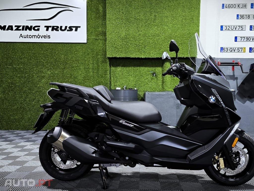 BMW C 400 GT Triple Black