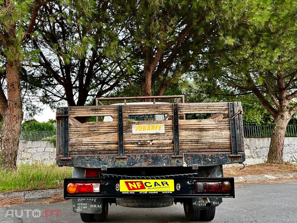 Hyundai H100 .