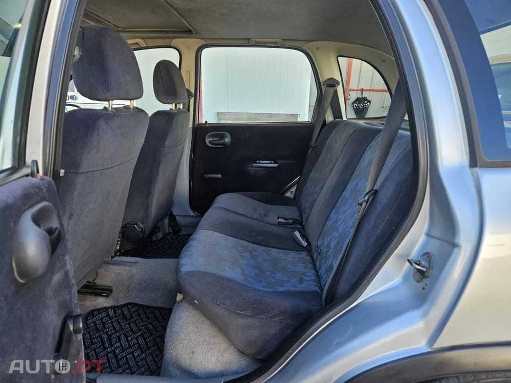 Opel Corsa 1.0 12V Confort