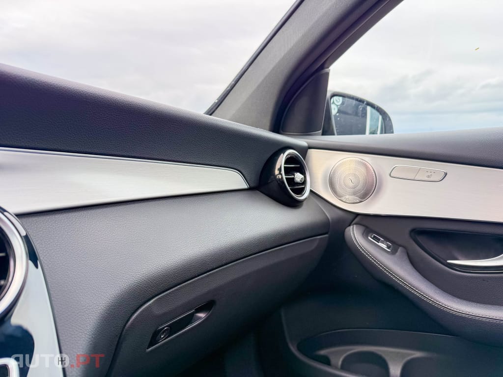 Mercedes-Benz GLC 300 de Coupe 4Matic 9G-TRONIC AMG Line