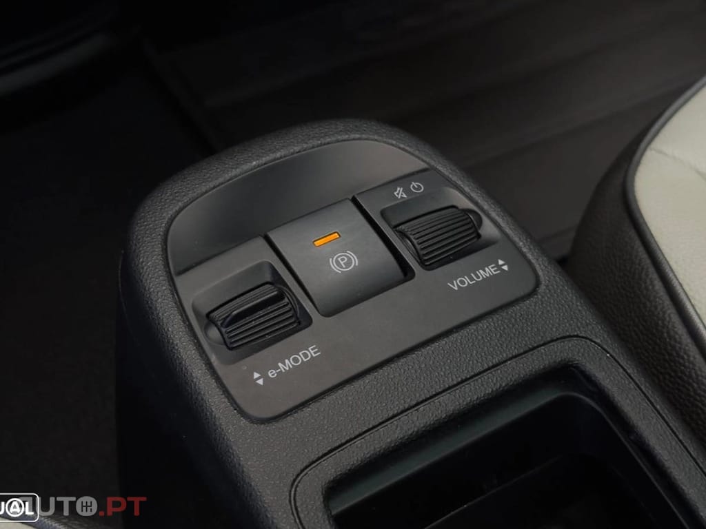 Fiat 500e La Prima
