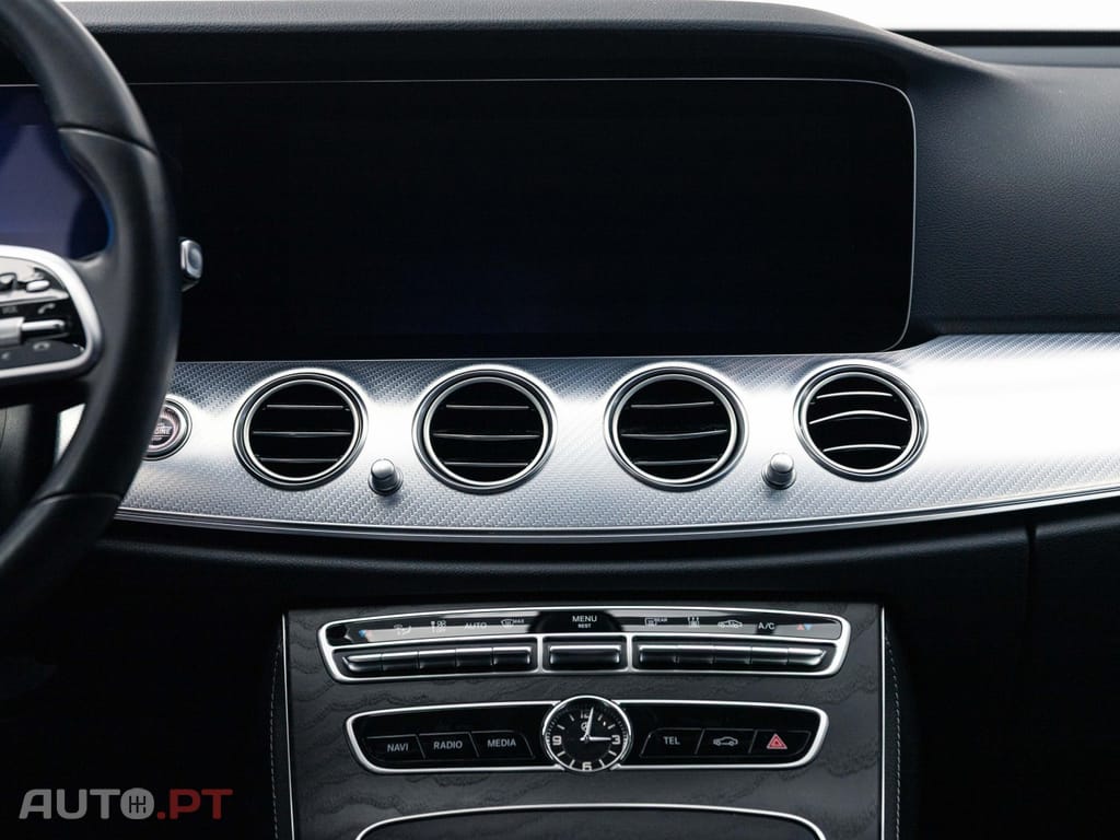 Mercedes-Benz E 300 De Avantgarde