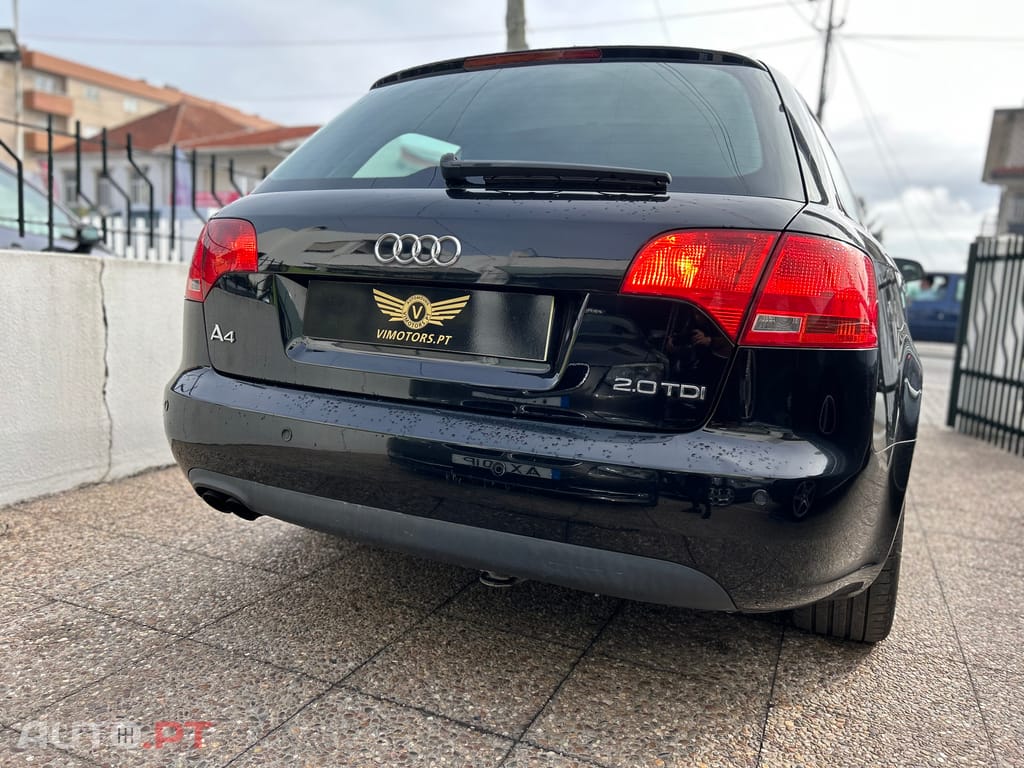 Audi A4 Avant 2.0 TDI S-LINE MULTI.