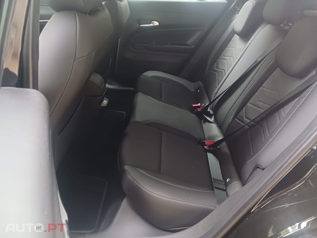 Jeep Avenger 1.2 GSE T3 Summit