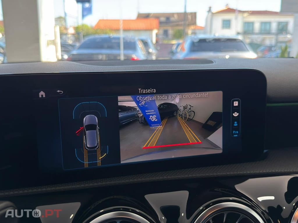 Mercedes-Benz A 250 e AMG Line