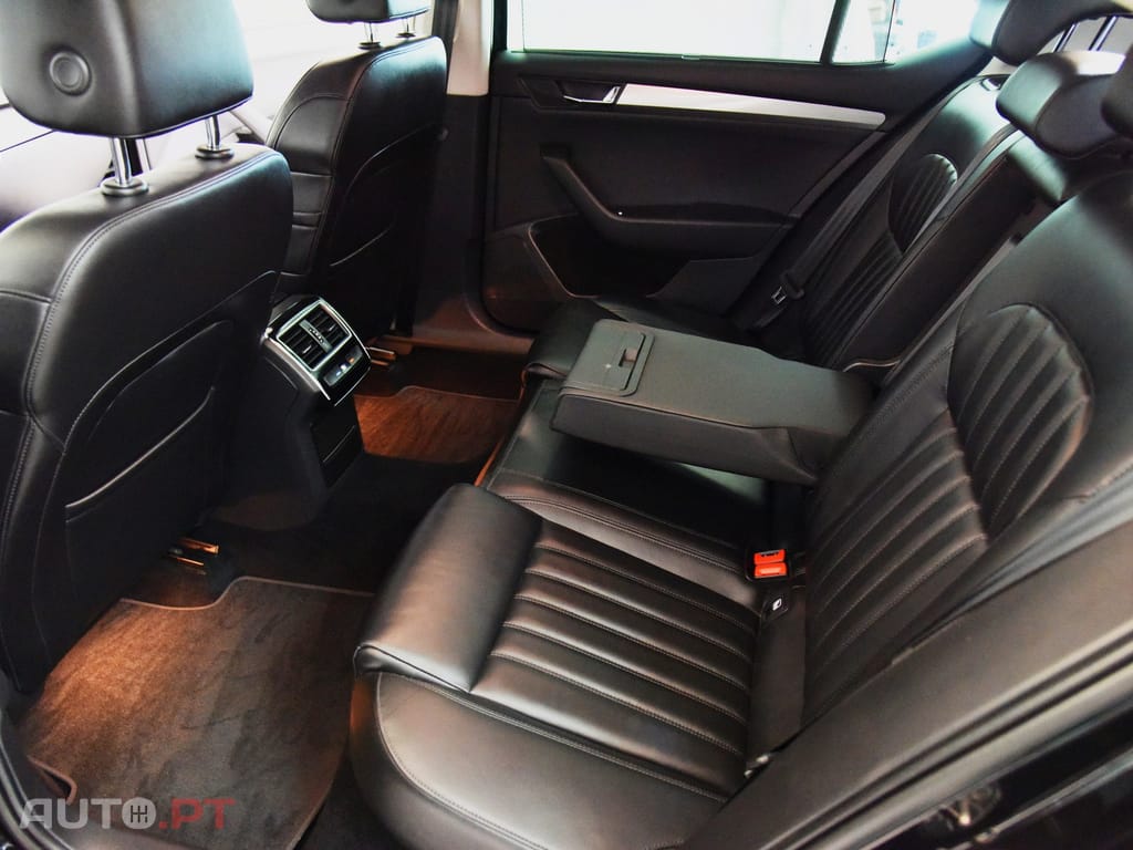 Skoda Superb 2.0 TDI Style