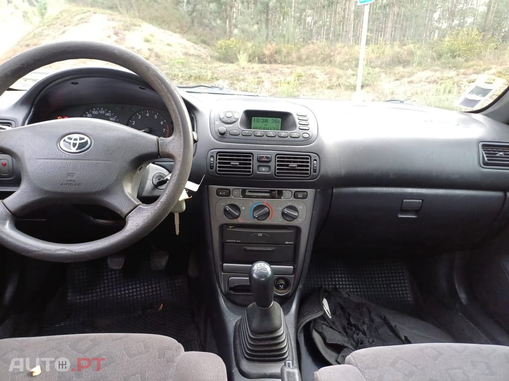 Toyota Corolla Liftback 1.3 Luna AC