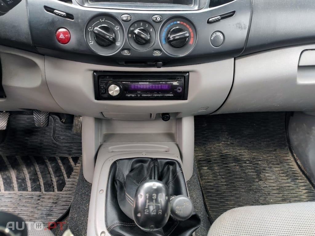 Mitsubishi L200 2.5 DID 4X4 CAB.SIMPLES