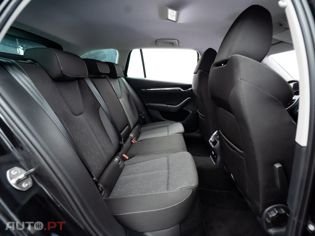 Skoda Octavia Break 1.4 TSi iV Ambition DSG