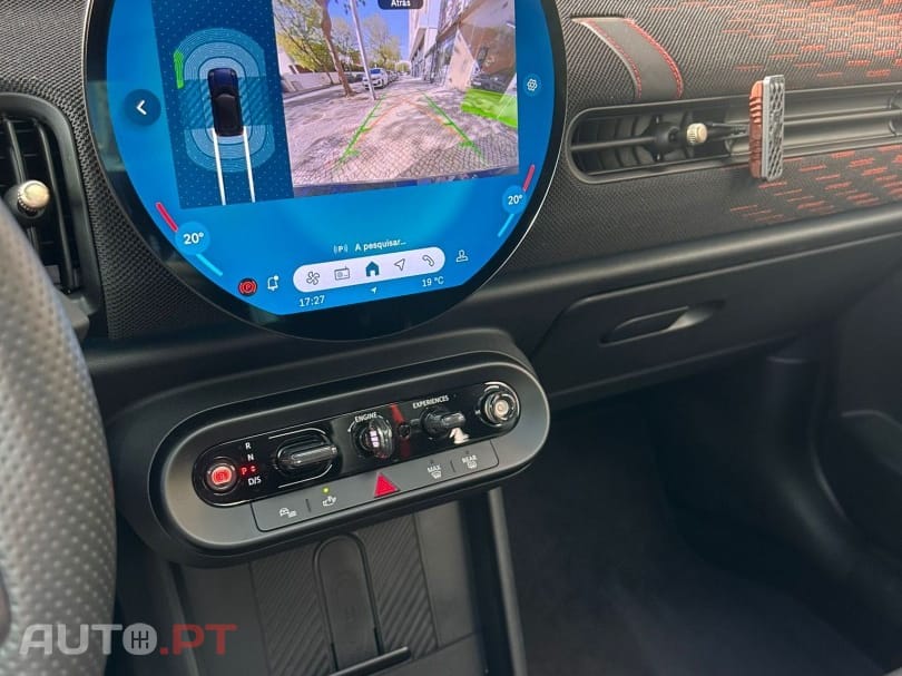 MINI Cooper John Cooper Works Auto Desportiva