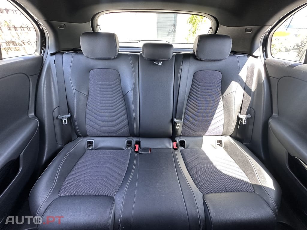 Mercedes-Benz A 180 d Business Solutions Aut.