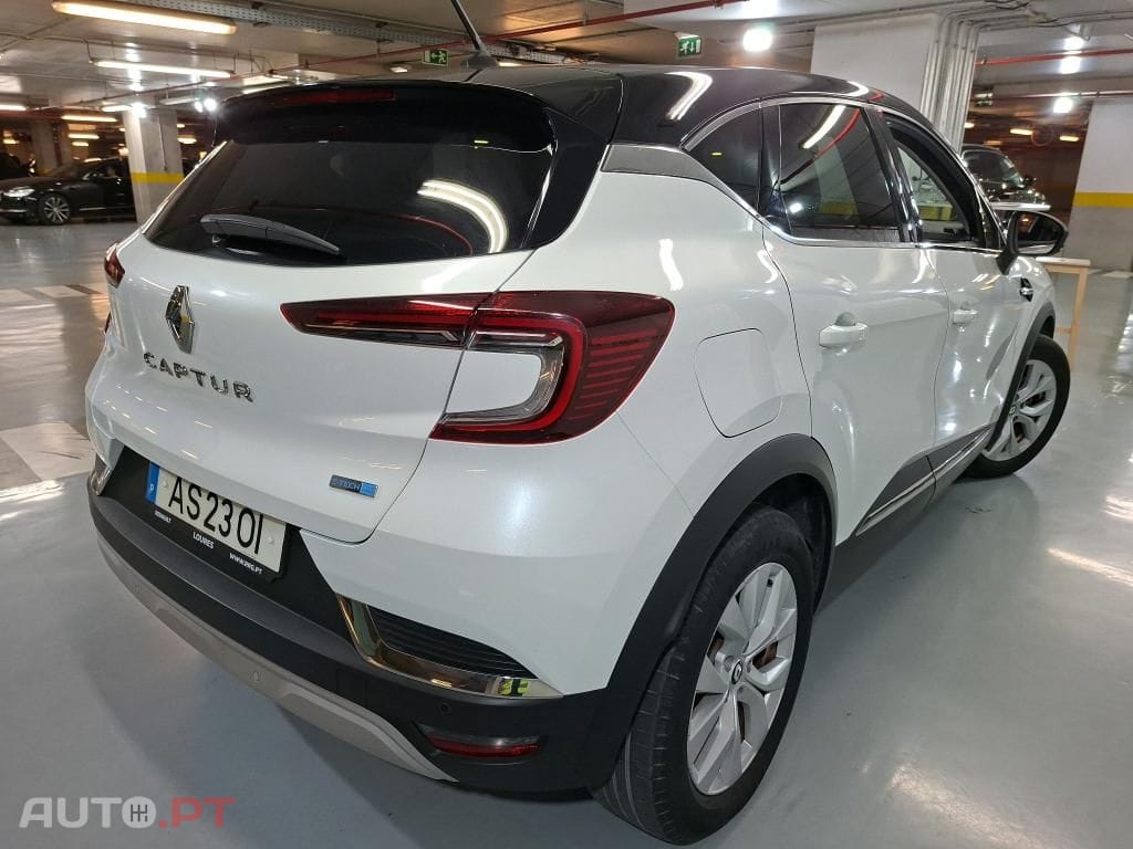 Renault Captur 1.6 E-Tech Plug-In Intens