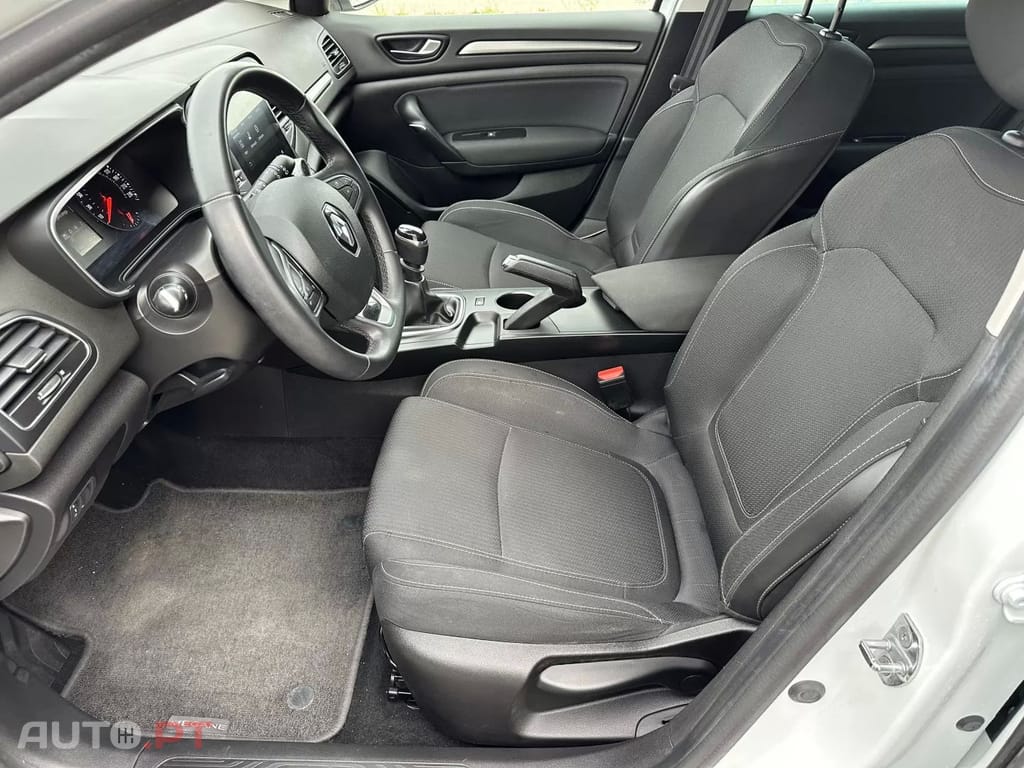 Renault Mégane Sport Tourer 1.5 Blue dCi Intens