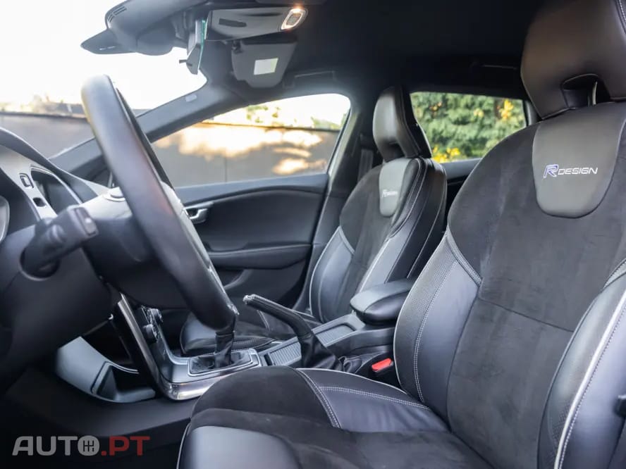 Volvo V40 1.6 D2 R-Design