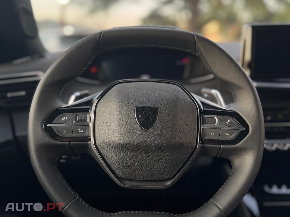 Peugeot 2008 PureTech Allure