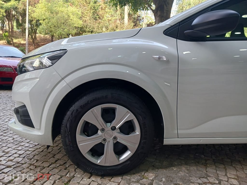 Dacia Sandero 1.0 SCe Essential