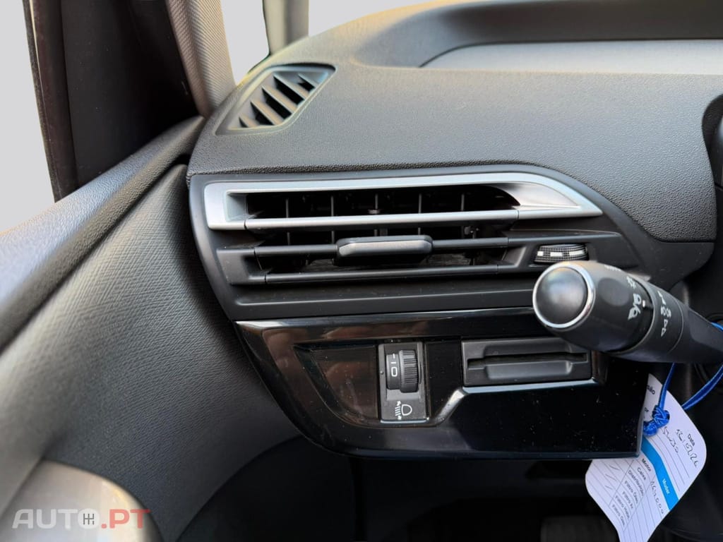 Citroen C4 SpaceTourer  1.2 Shinne EAT6