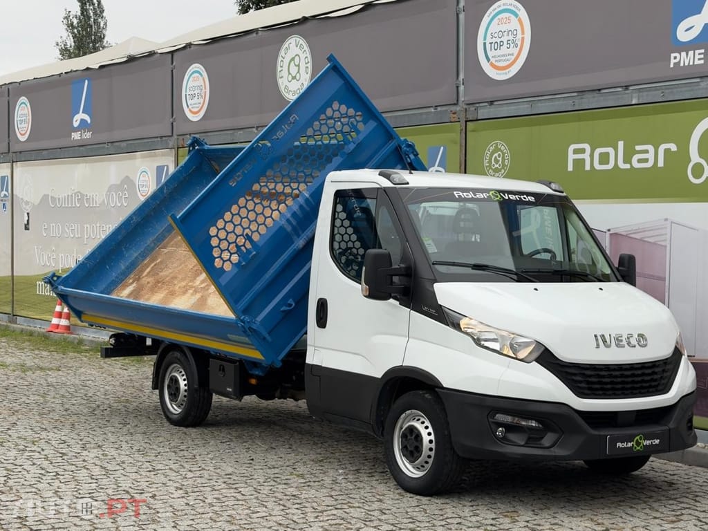 Iveco Daily BASCULA TRILATERAL