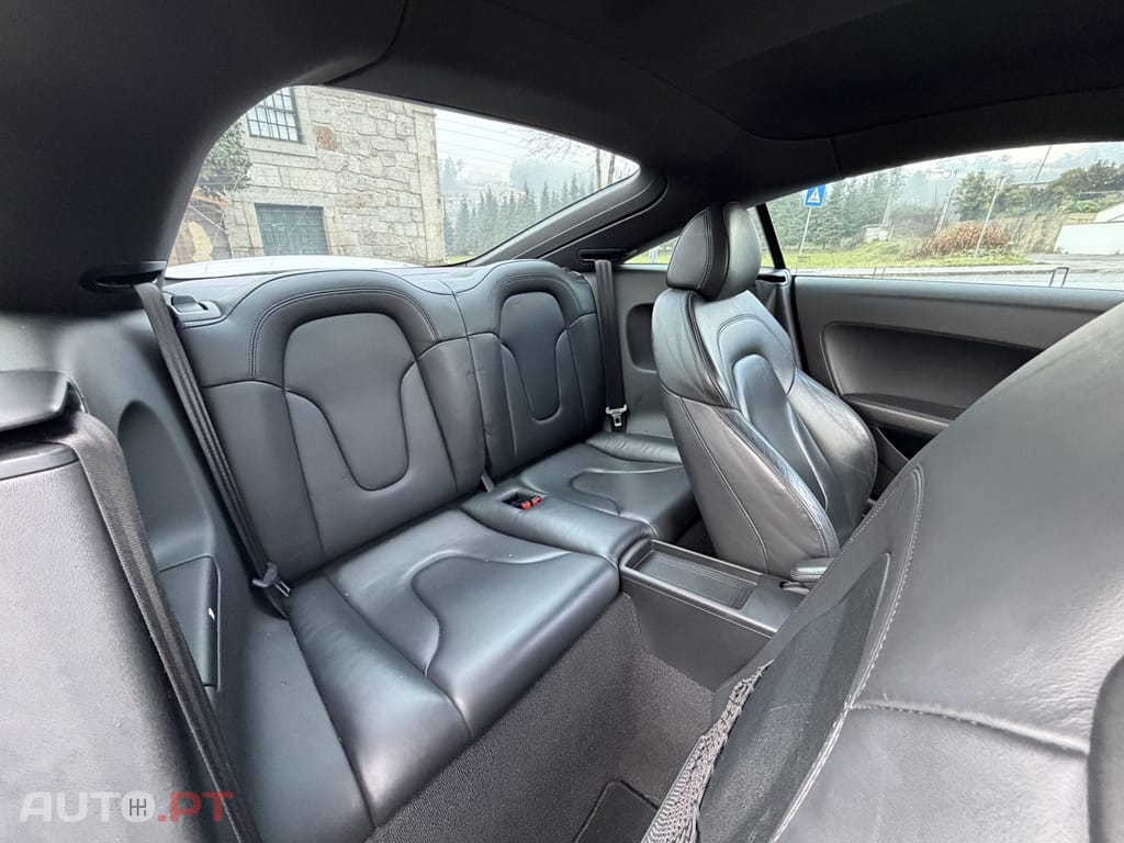 Audi TT 1.8 TFSI S-line