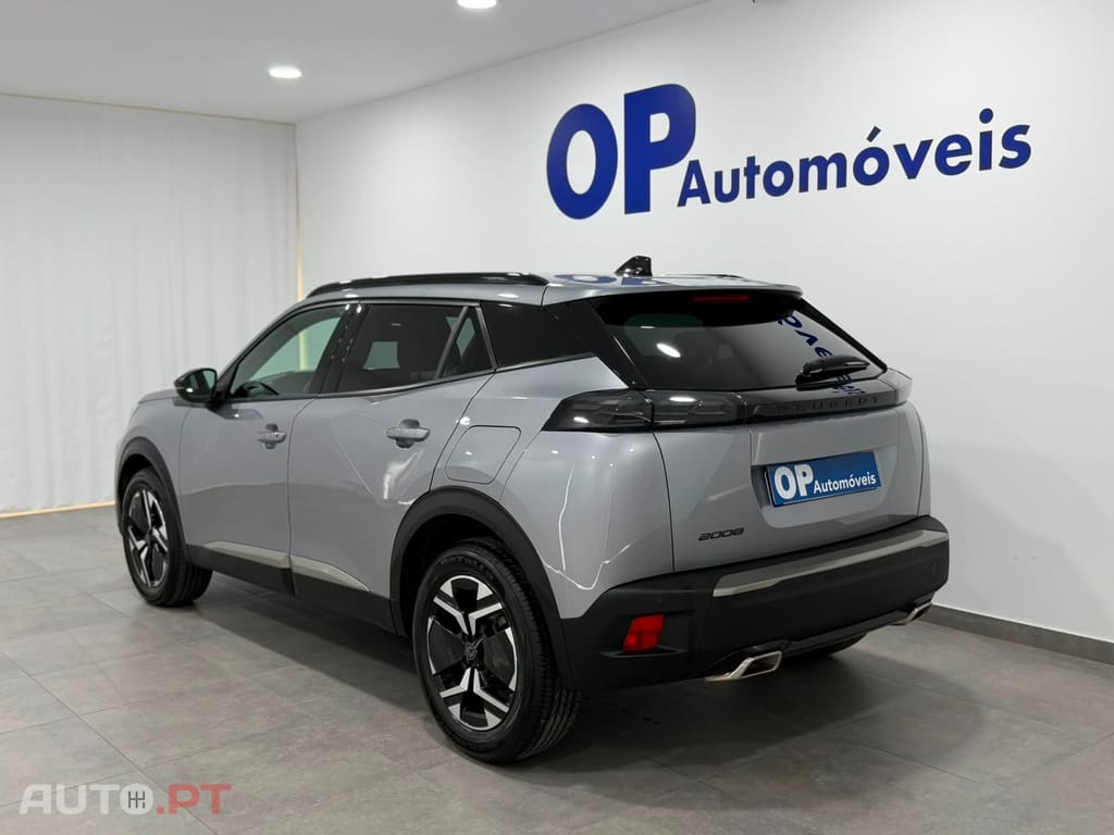 Peugeot 2008 1.2 PureTech Allure EAT8
