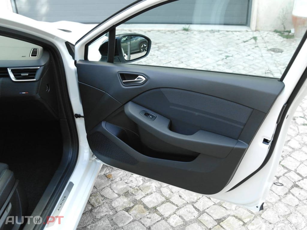 Renault Clio 1.6 E-Tech Full Hybrid Esprit Alpine